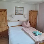 Pensión Zum 3*