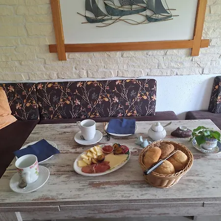 Zum Guest house Breege